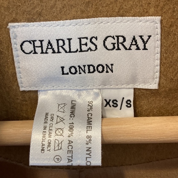 Charles Gray London camel hair cape - Picture 10 of 12